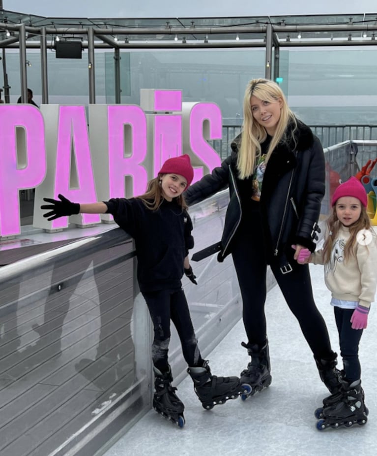 Wanda Nara posteó las fotos más lindas patinando sobre hielo con sus hijas: "Tarde con ellas"