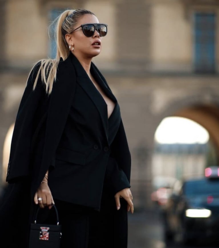 Wanda Nara sorprendió con un impactante look en la Semana de la Moda en París: "Llegando al desfile"