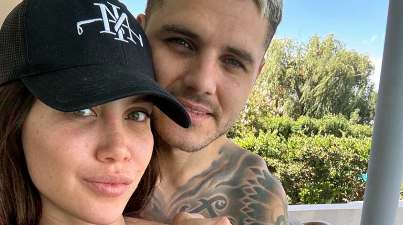 Wanda Nara y Mauro Icardi aterrizaron en Argentina: su sensual sesión de fotos en pareja recién llegados.