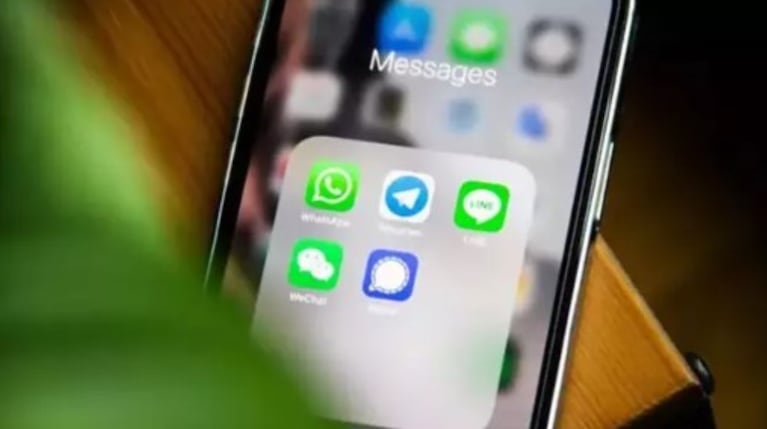 WhatsApp trabaja en la comunicación con plataformas de terceros también en iOS