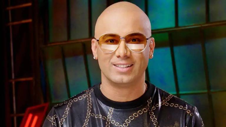 Wisin rompe todo y saca su nuevo sencillo: Playita