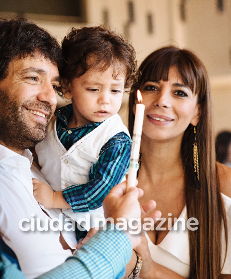 Ximena Capristo y Gustavo Conti bautizaron al pequeño Félix (Fotos: Álbum personal).