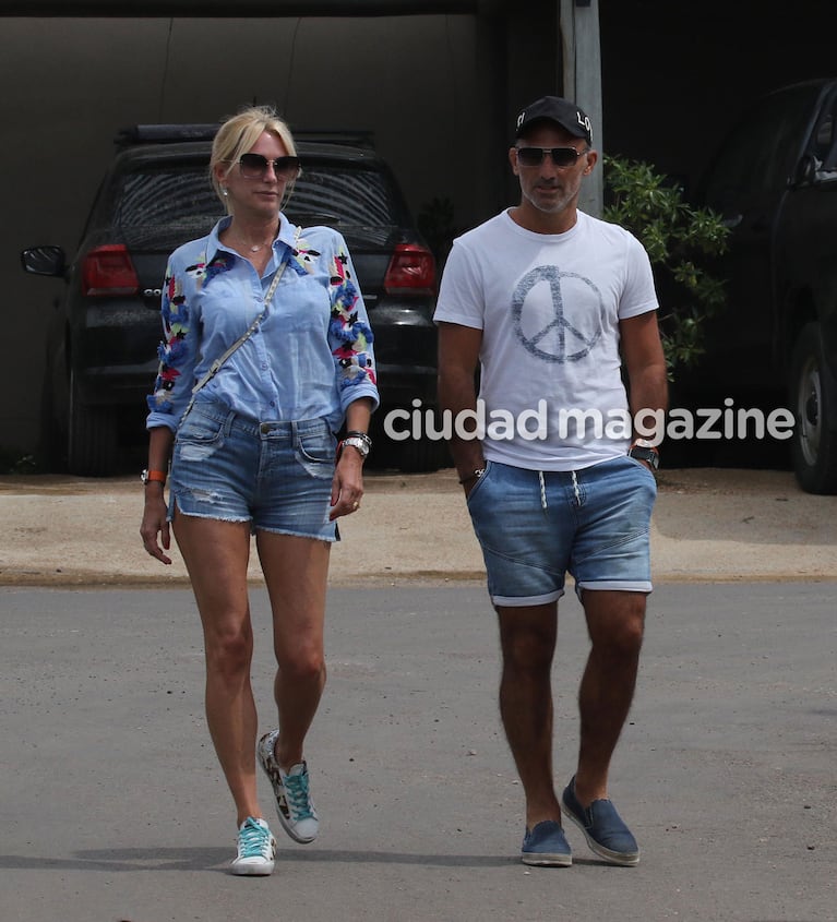 Yanina y Diego Latorre en Punta se mostraron unidos tras anunciar su separación (Fotos: GM Press).