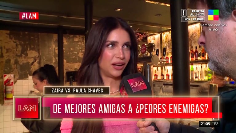 Zaira en una nota con LAM.