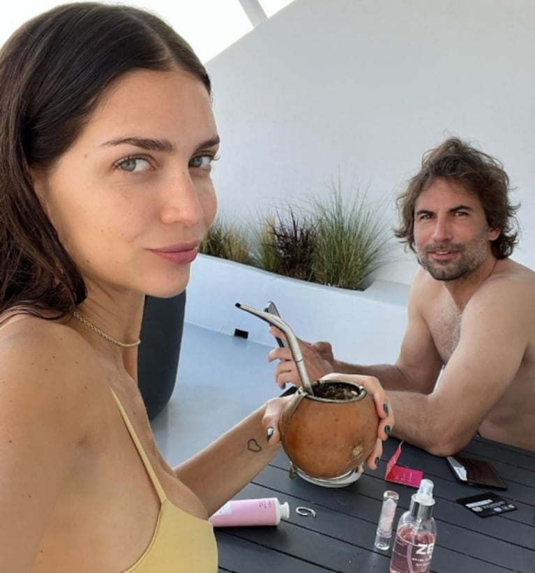 Zaira Nara, de vacaciones con Jakob von Plessen en Grecia tras la crisis: las fotos de su paradisíaca estadía