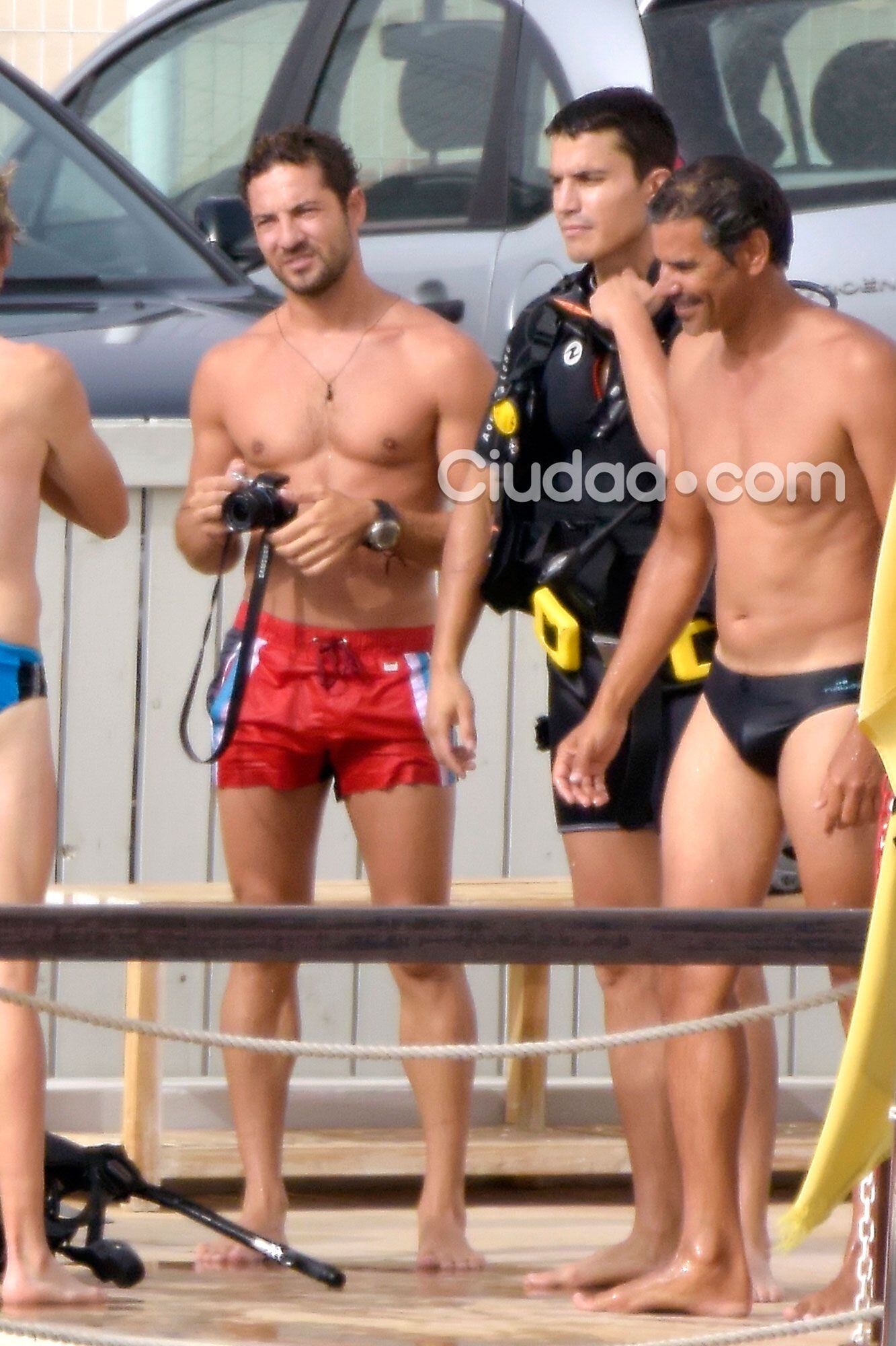 David Bisbal y sus sexies vacaciones de soltero: lomazo y buceo en el  Mediterráneo | Ciudad Magazine